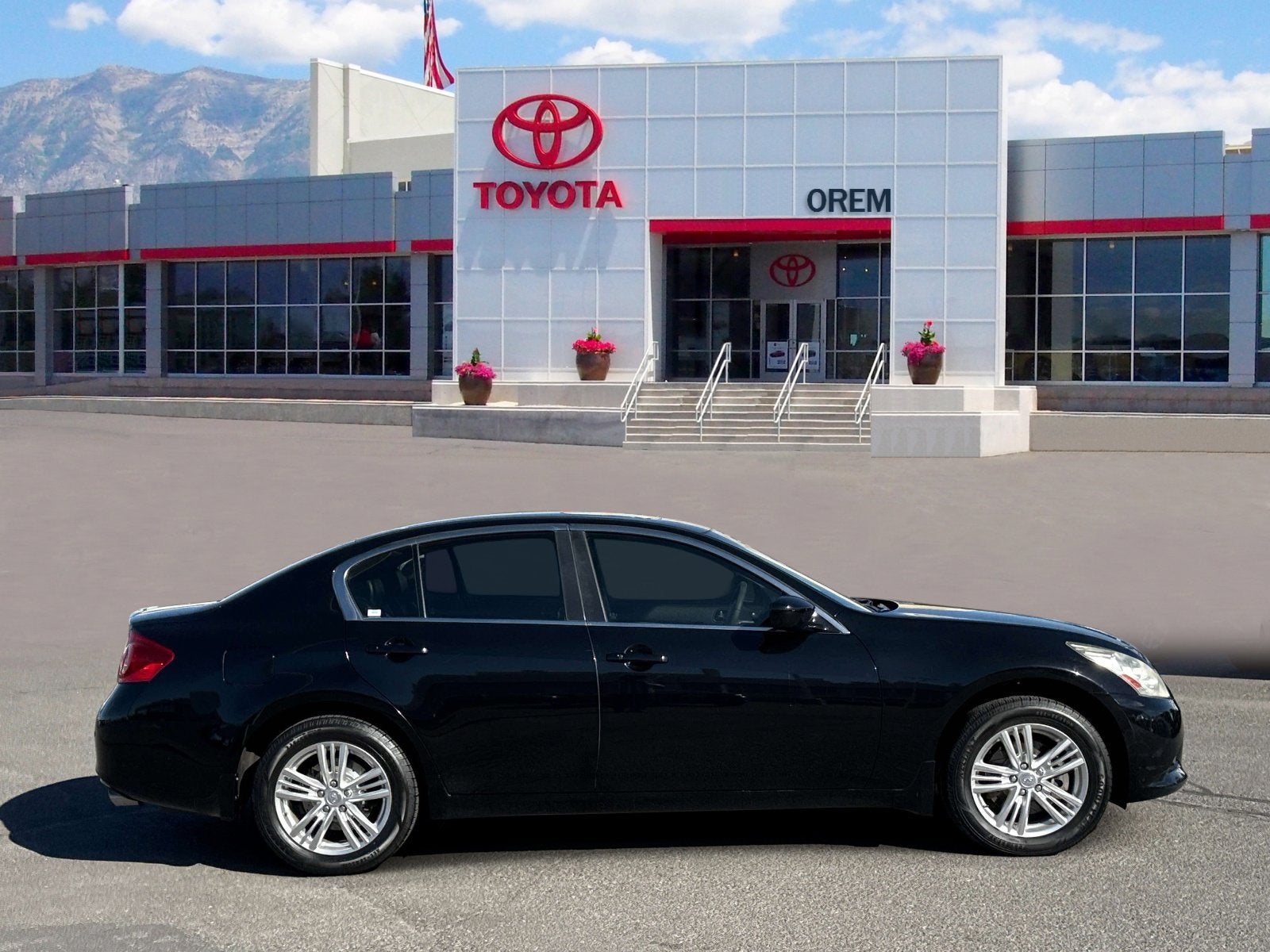 2013 INFINITI G37 x
