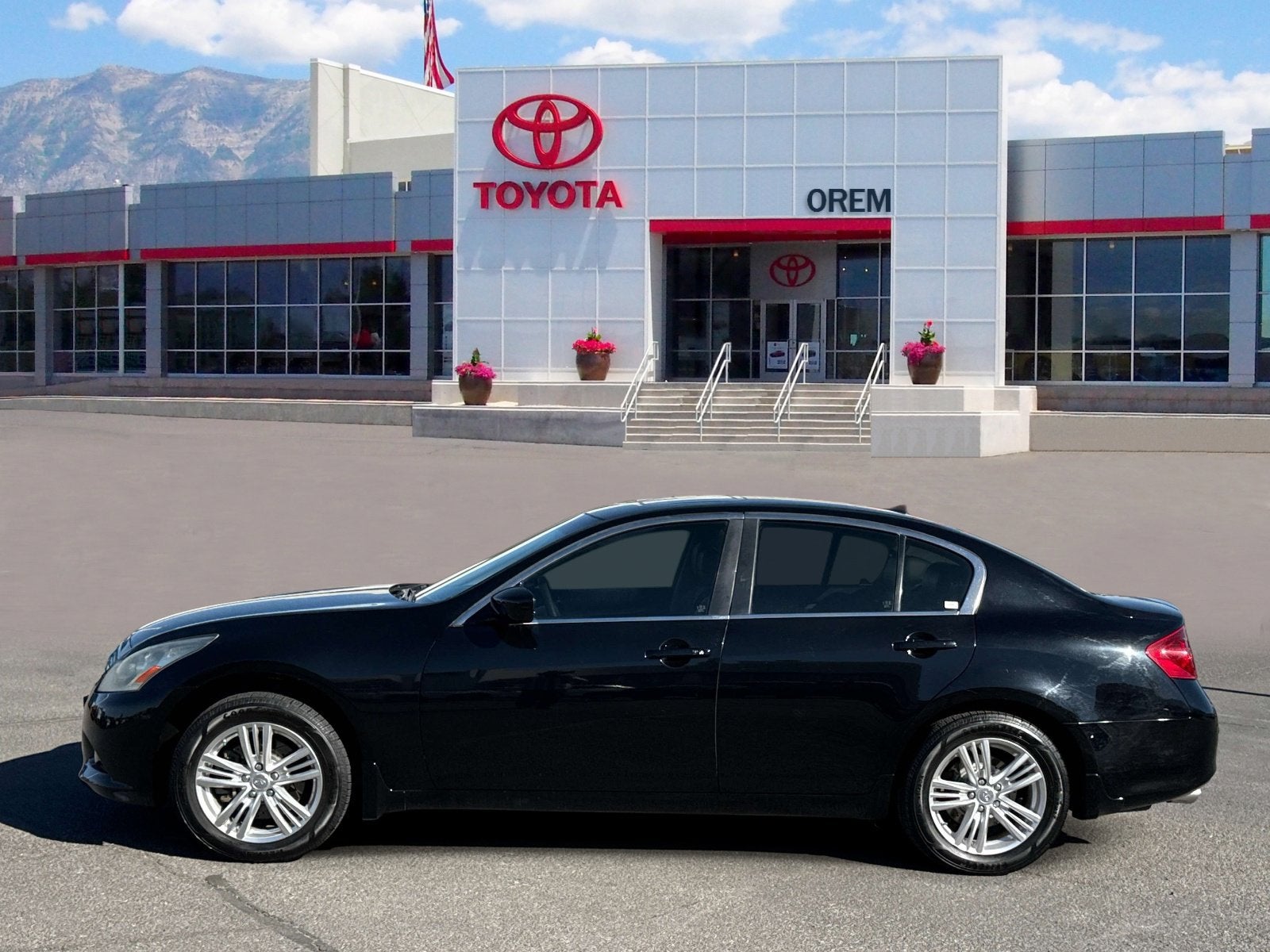 2013 INFINITI G37 x