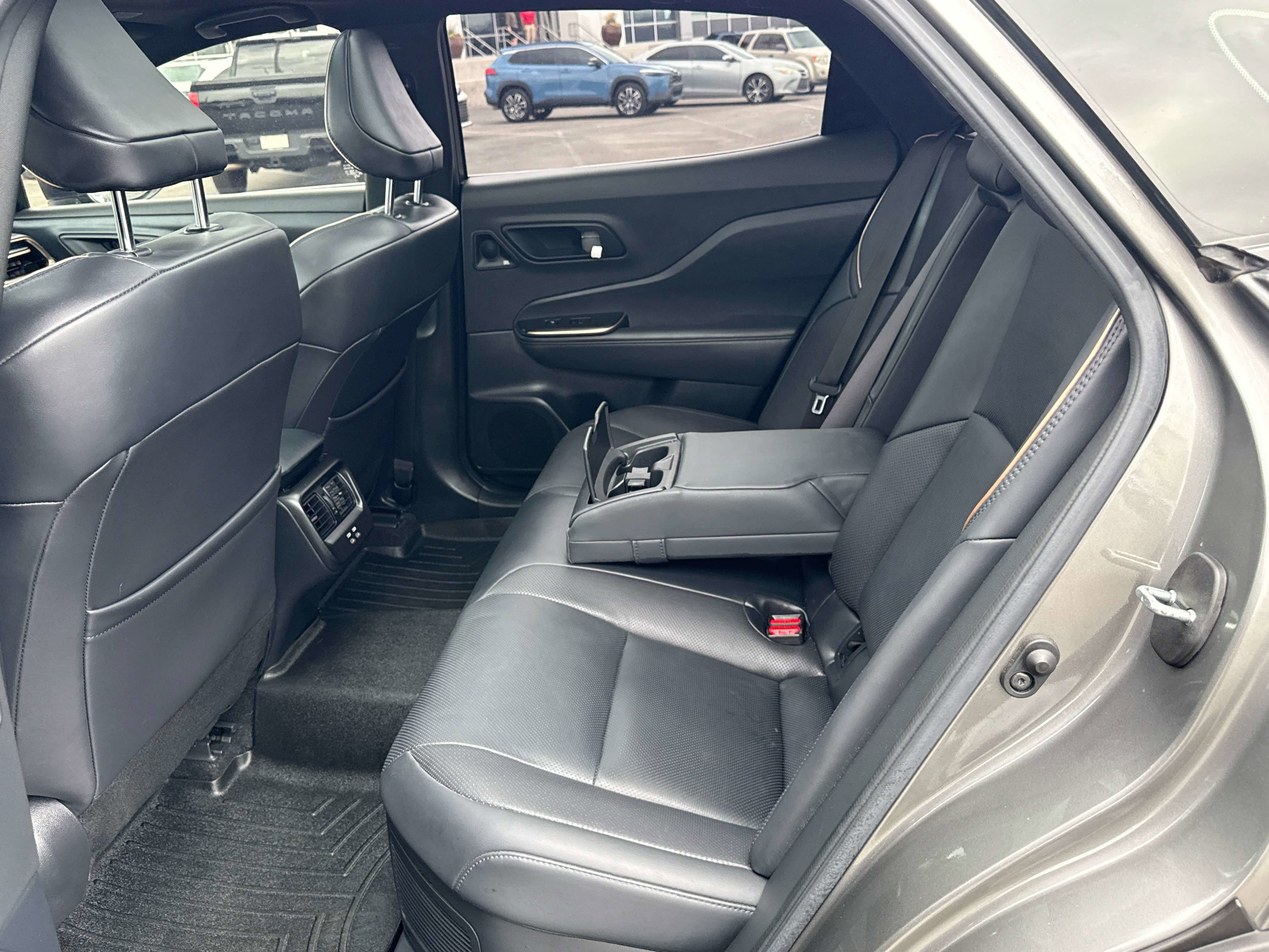 2023 Toyota Toyota Crown XLE