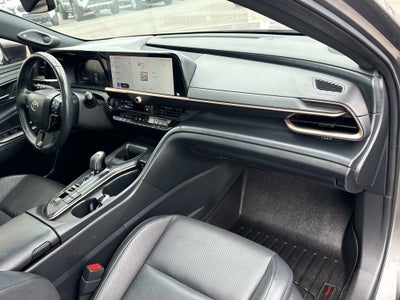 2023 Toyota Toyota Crown XLE
