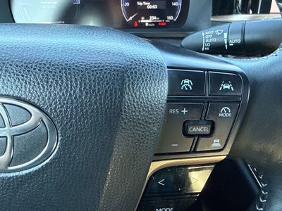 2024 Toyota CROWN Limited