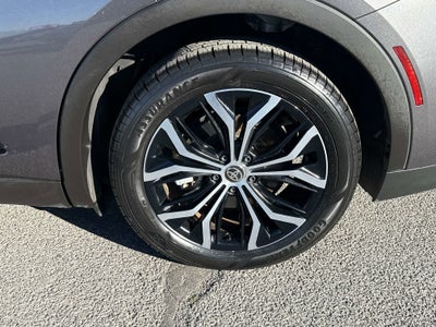 2024 Toyota CROWN Limited