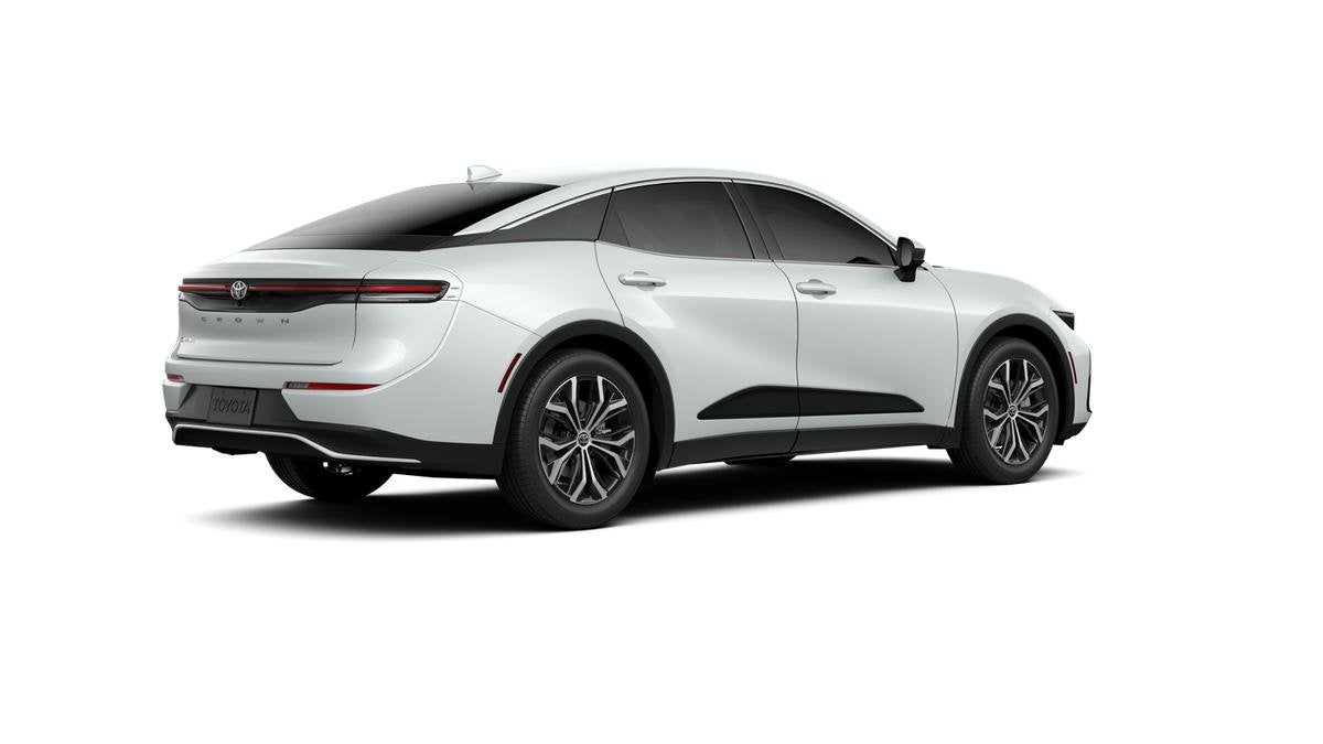 2026 Toyota Toyota Crown XLE