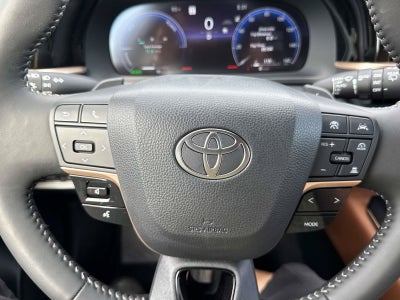 2026 Toyota Toyota Crown Signia Limited