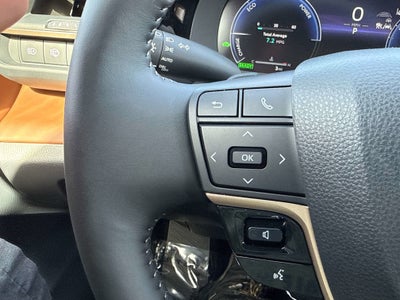 2026 Toyota Toyota Crown Signia XLE