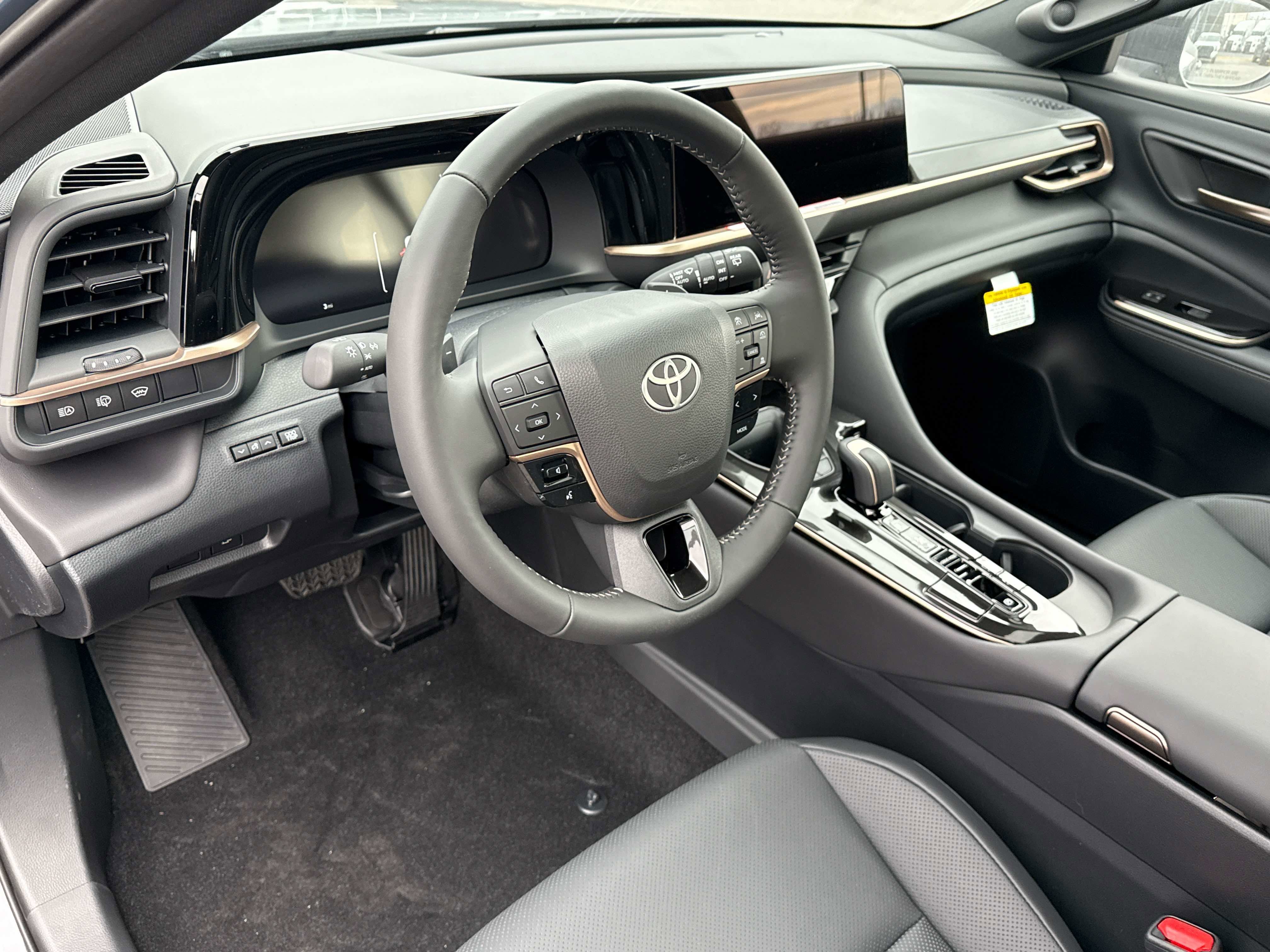 2026 Toyota Toyota Crown Signia Limited