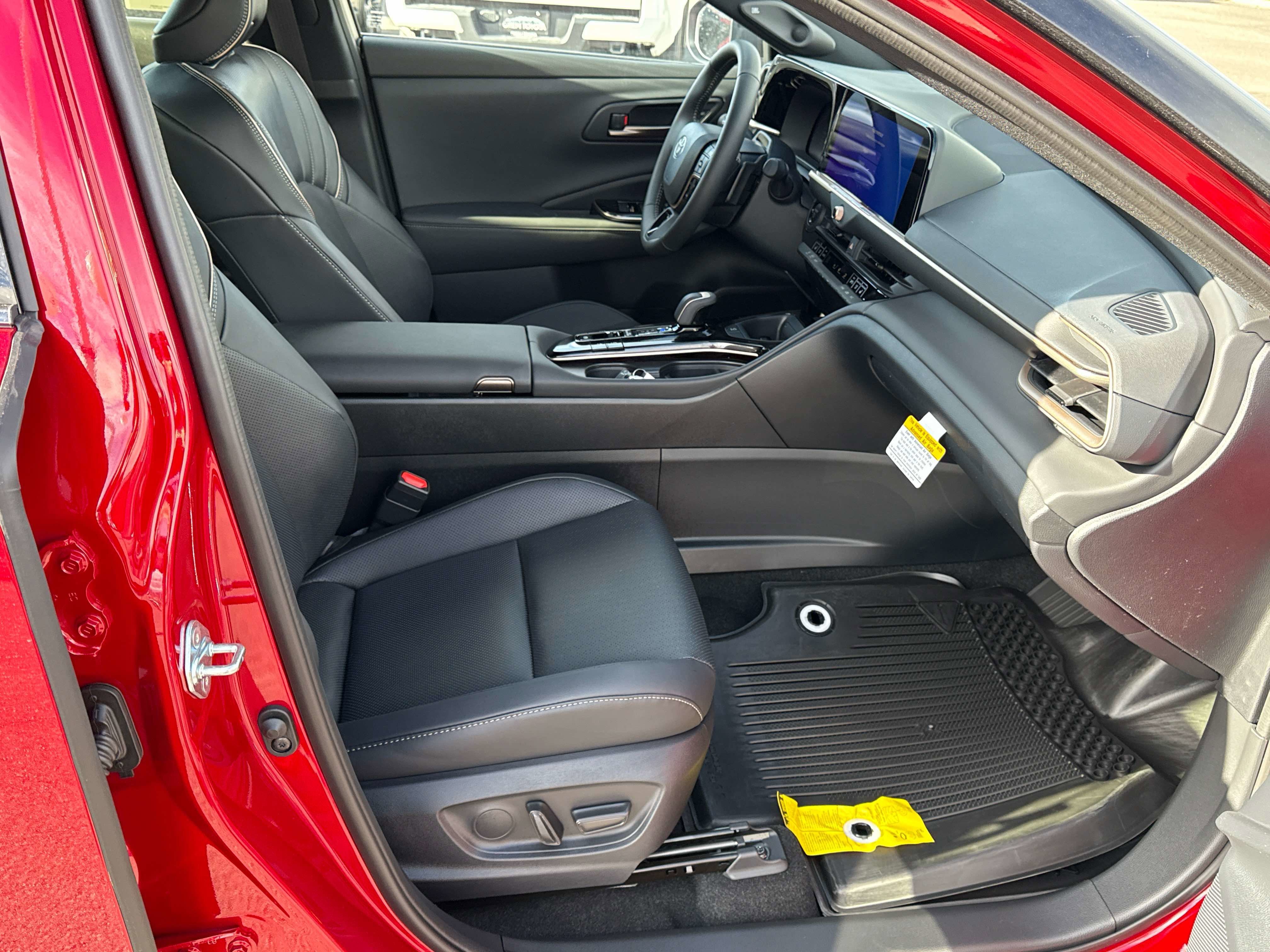 2026 Toyota Toyota Crown Signia Limited