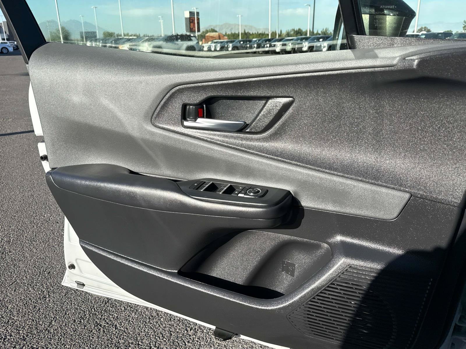 2025 Toyota Prius XLE