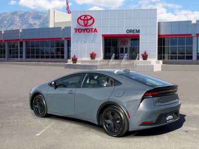 2025 Toyota Prius LE