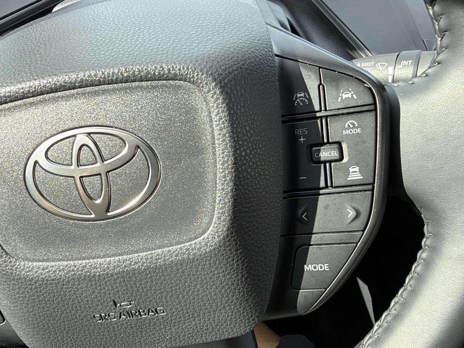 2025 Toyota Prius LE
