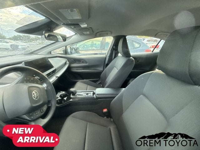 2025 Toyota Prius LE