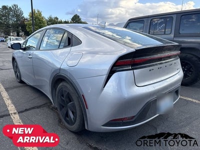 2025 Toyota Prius LE