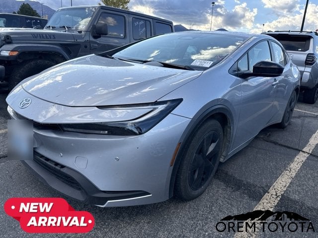 2025 Toyota Prius LE