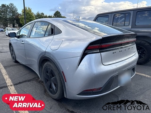 2025 Toyota Prius LE
