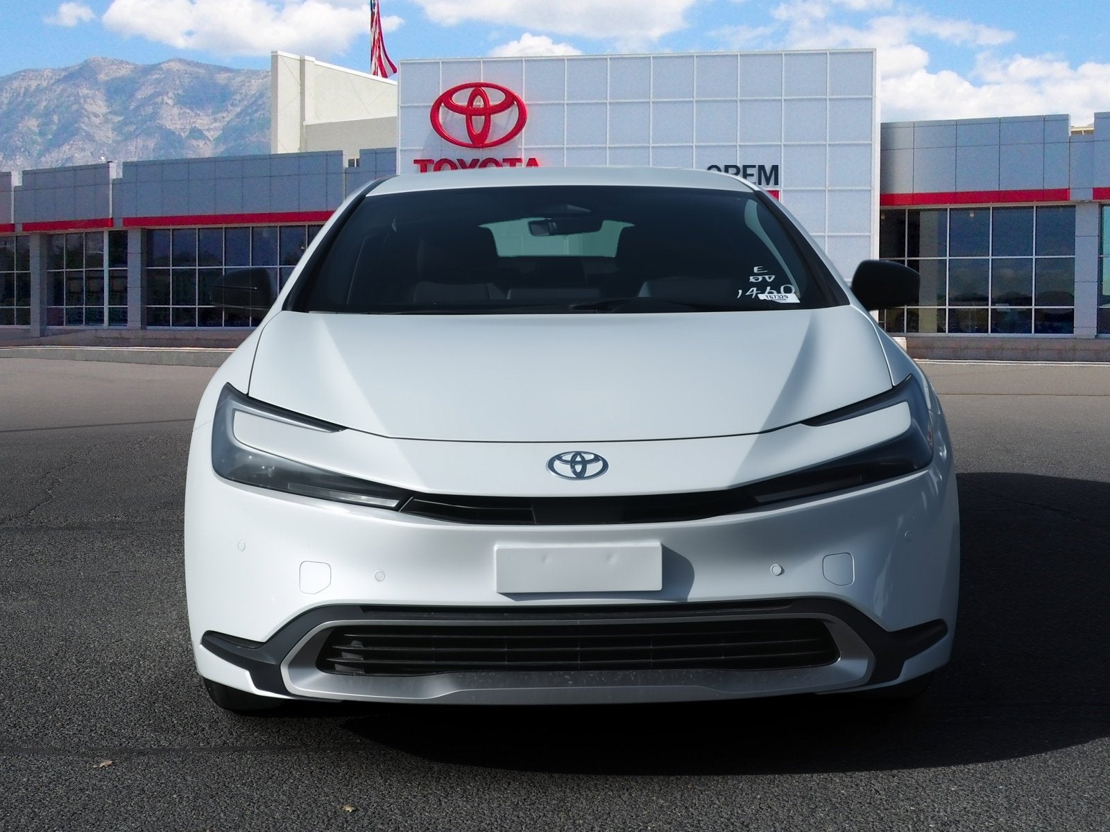 2026 Toyota Prius Plug-in Hybrid SE