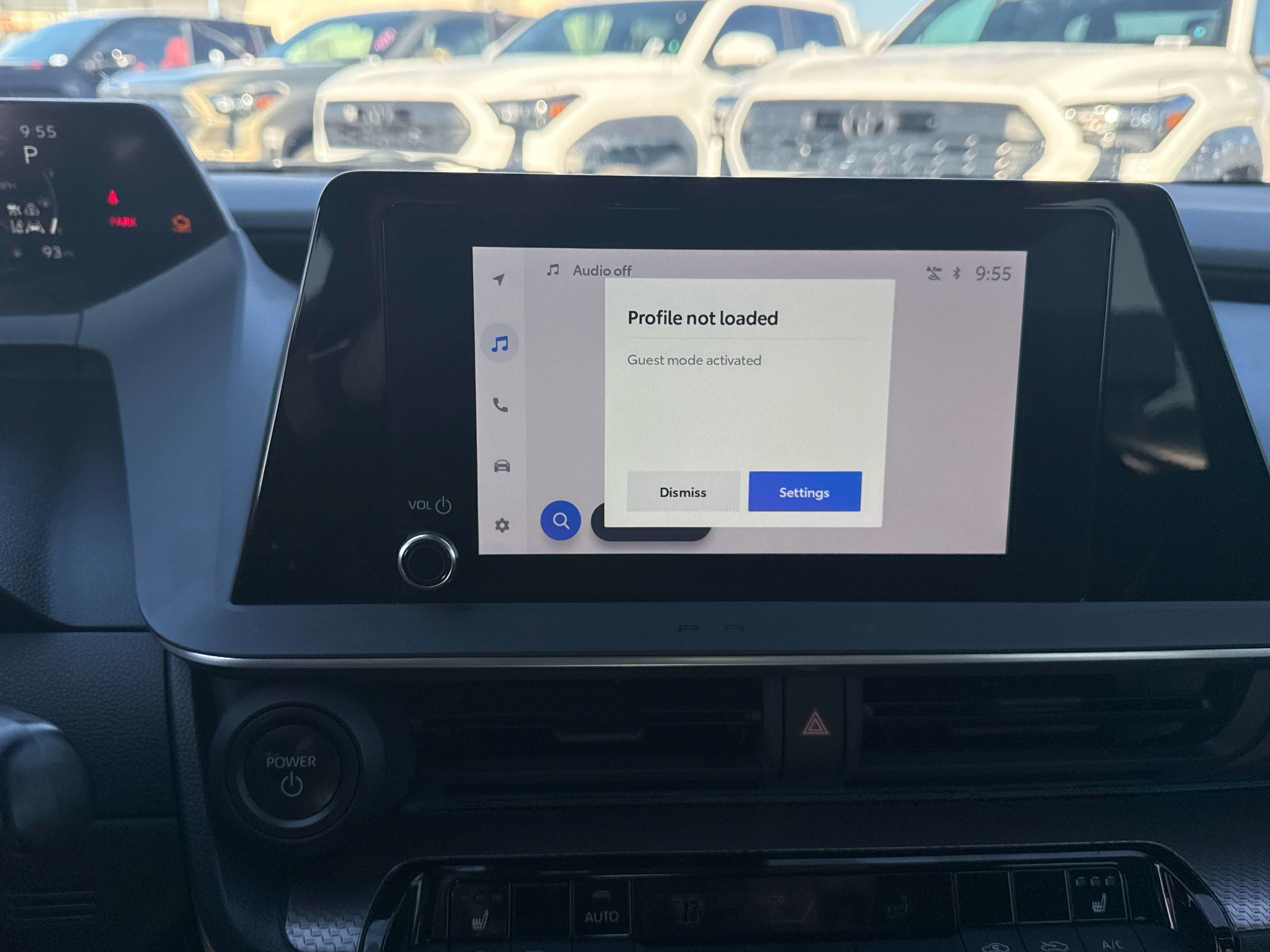 2023 Toyota PRIUS XLE