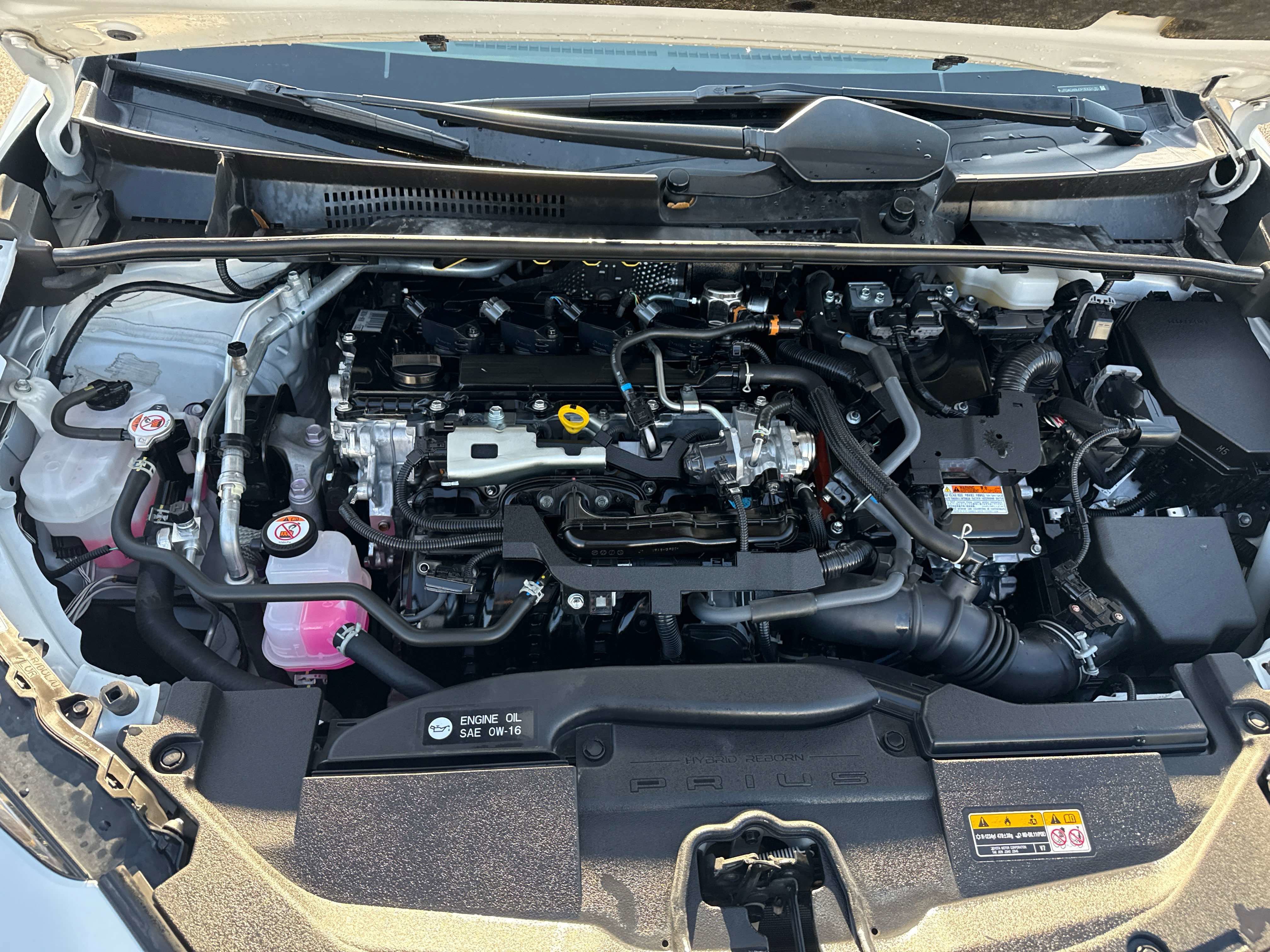 2023 Toyota PRIUS XLE