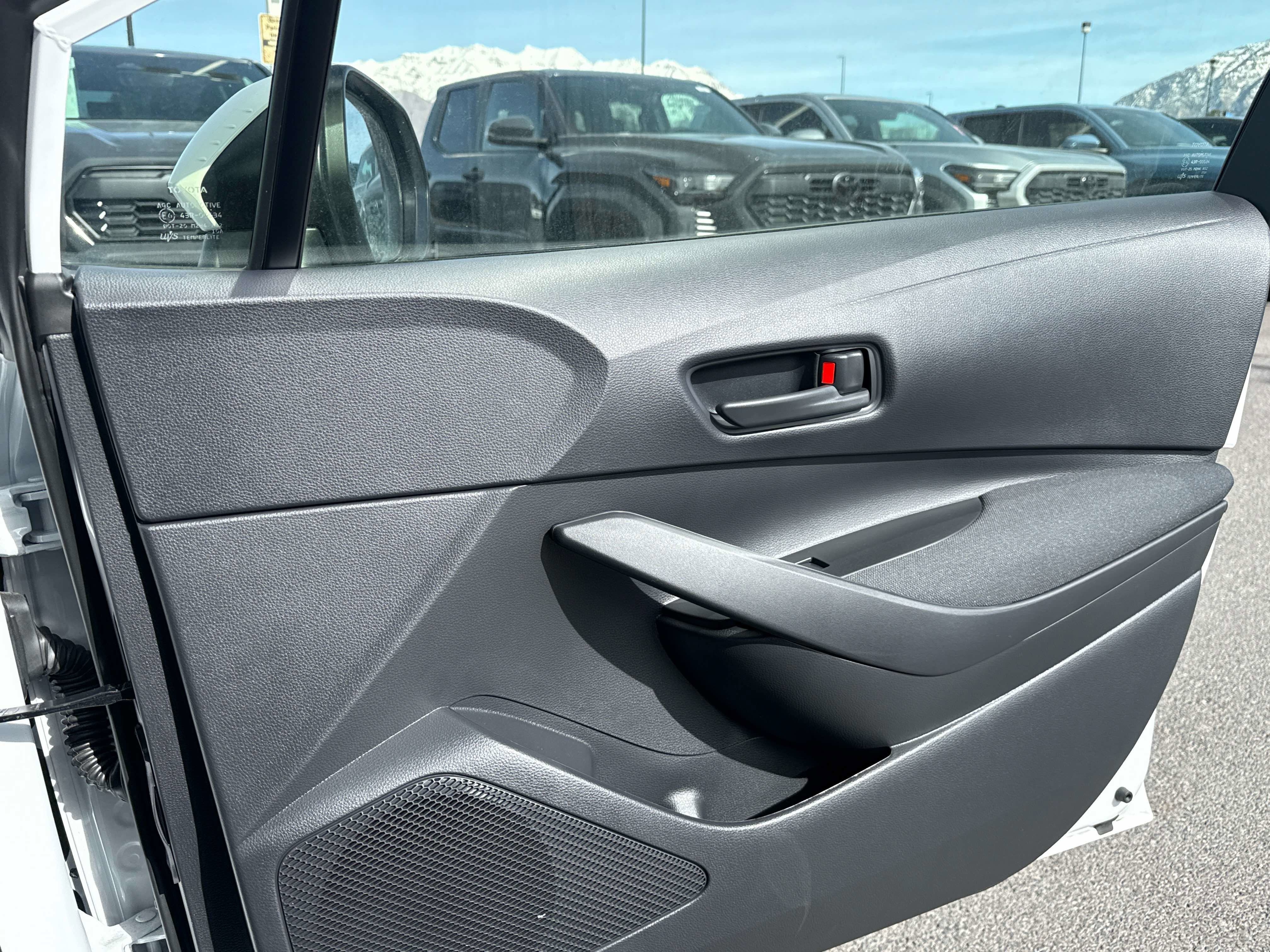 2026 Toyota COROLLA HYBRID Hybrid LE