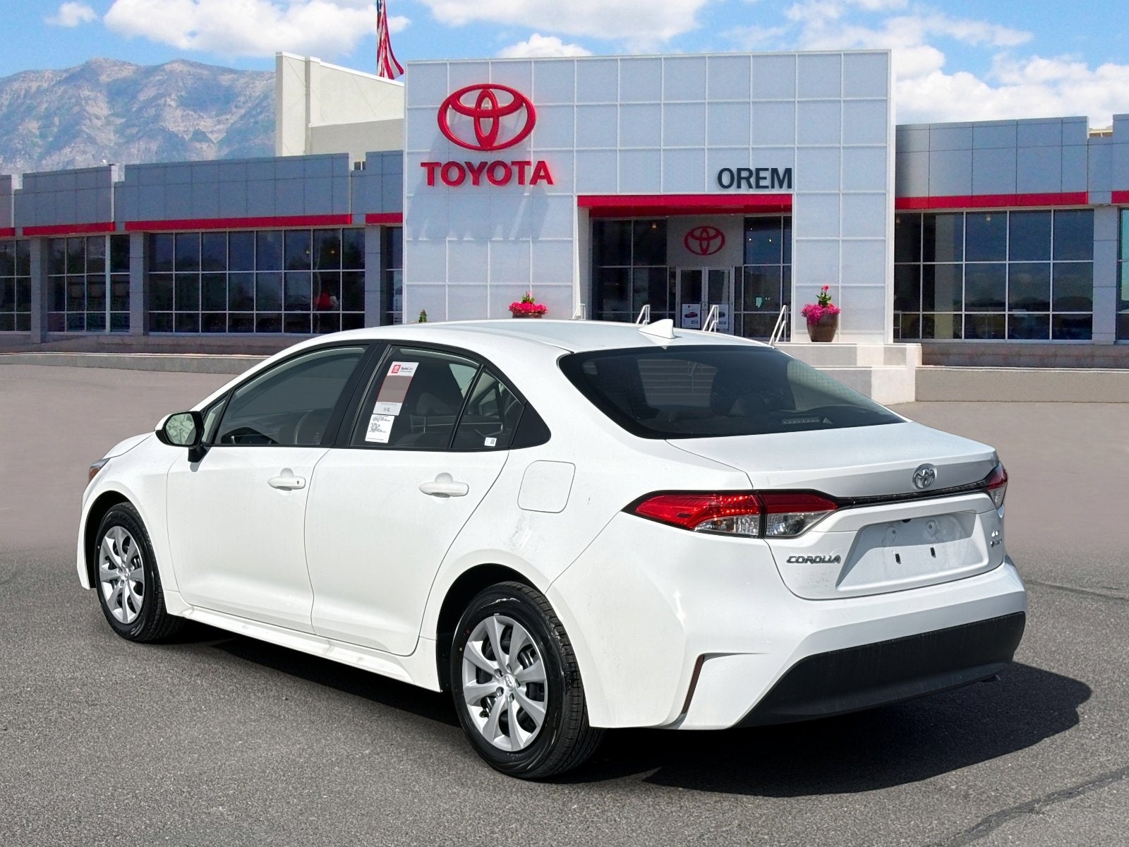 2026 Toyota COROLLA HYBRID Hybrid LE