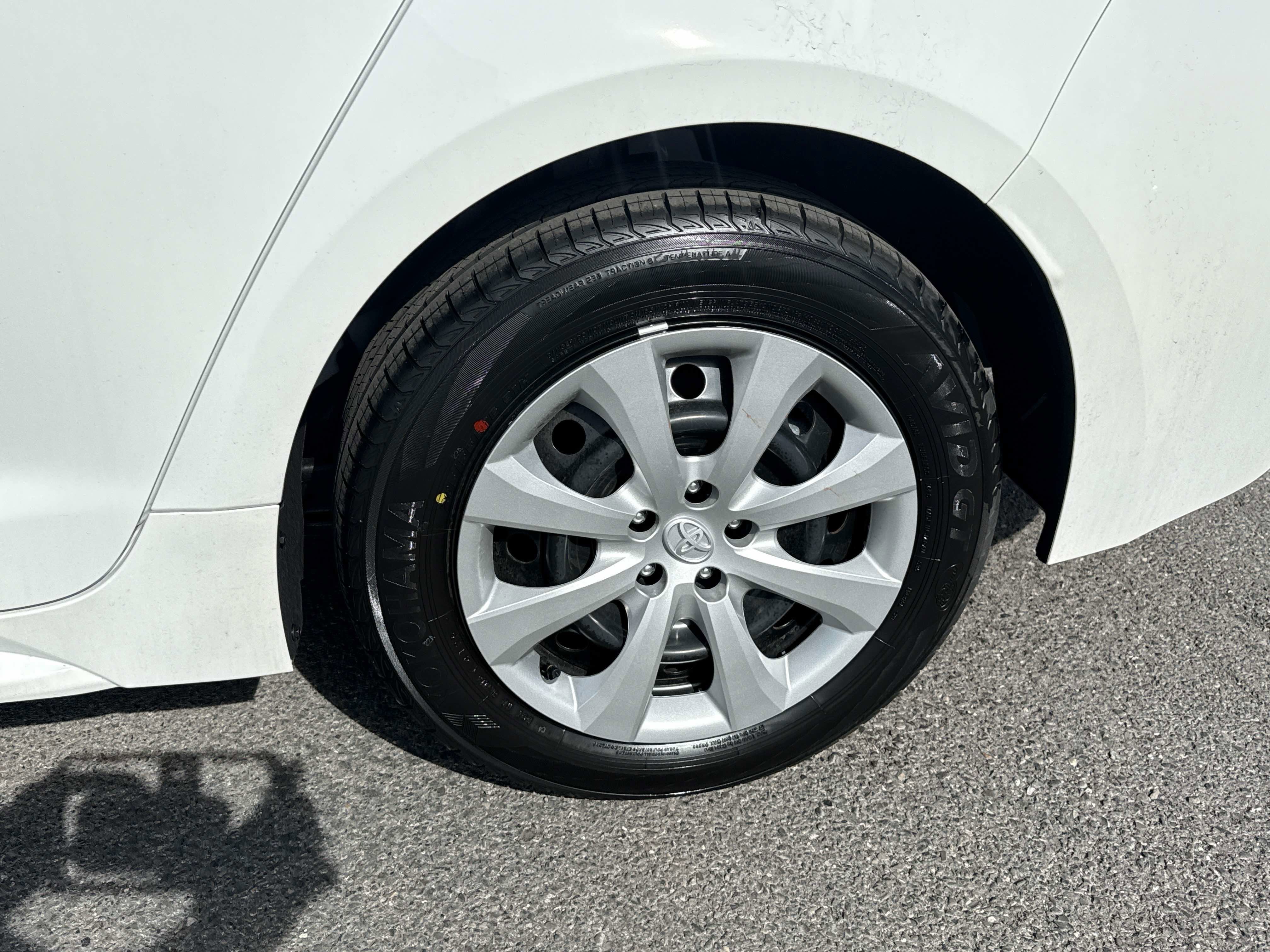 2026 Toyota COROLLA HYBRID Hybrid LE