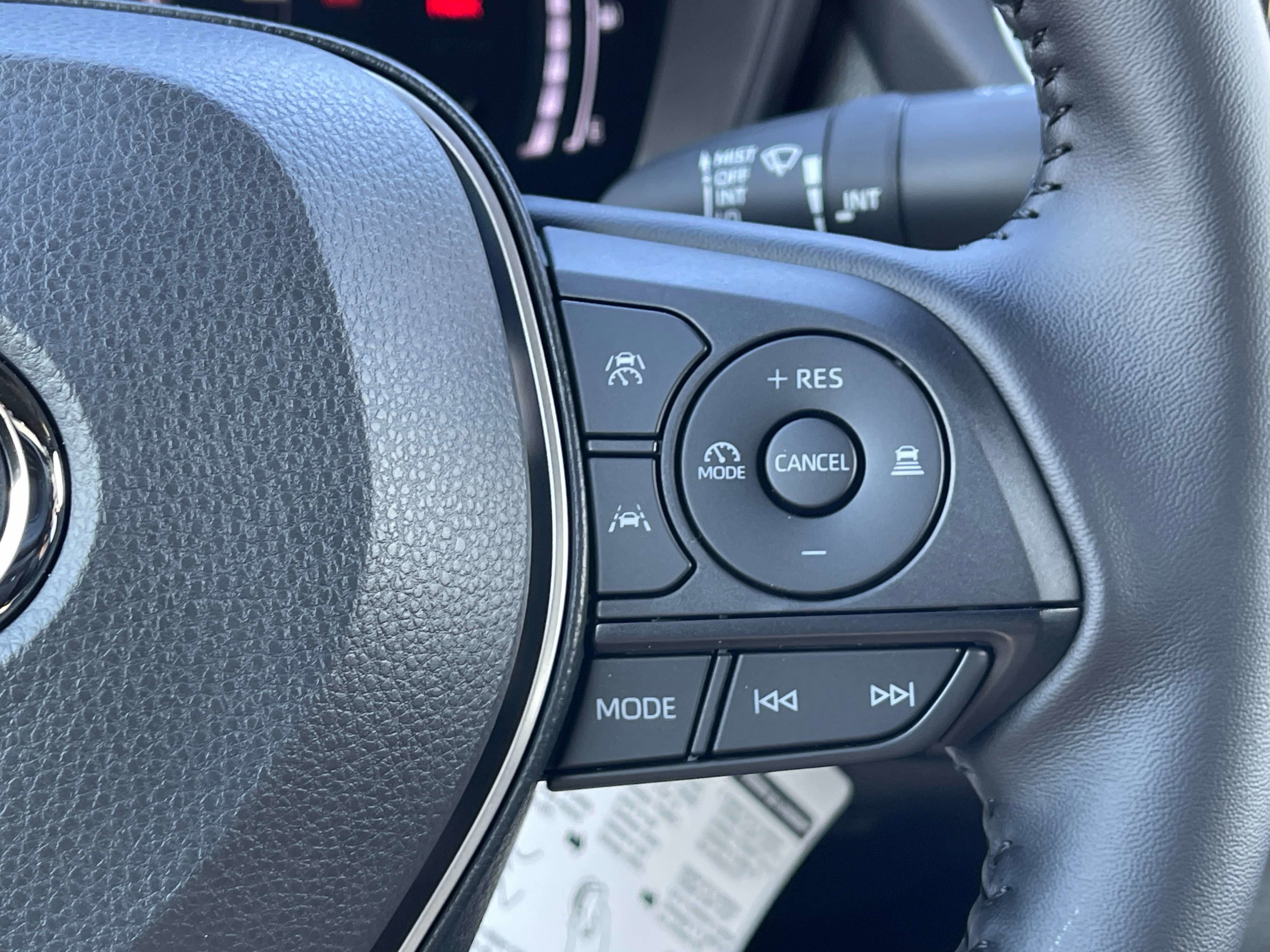 2026 Toyota COROLLA HYBRID Hybrid SE