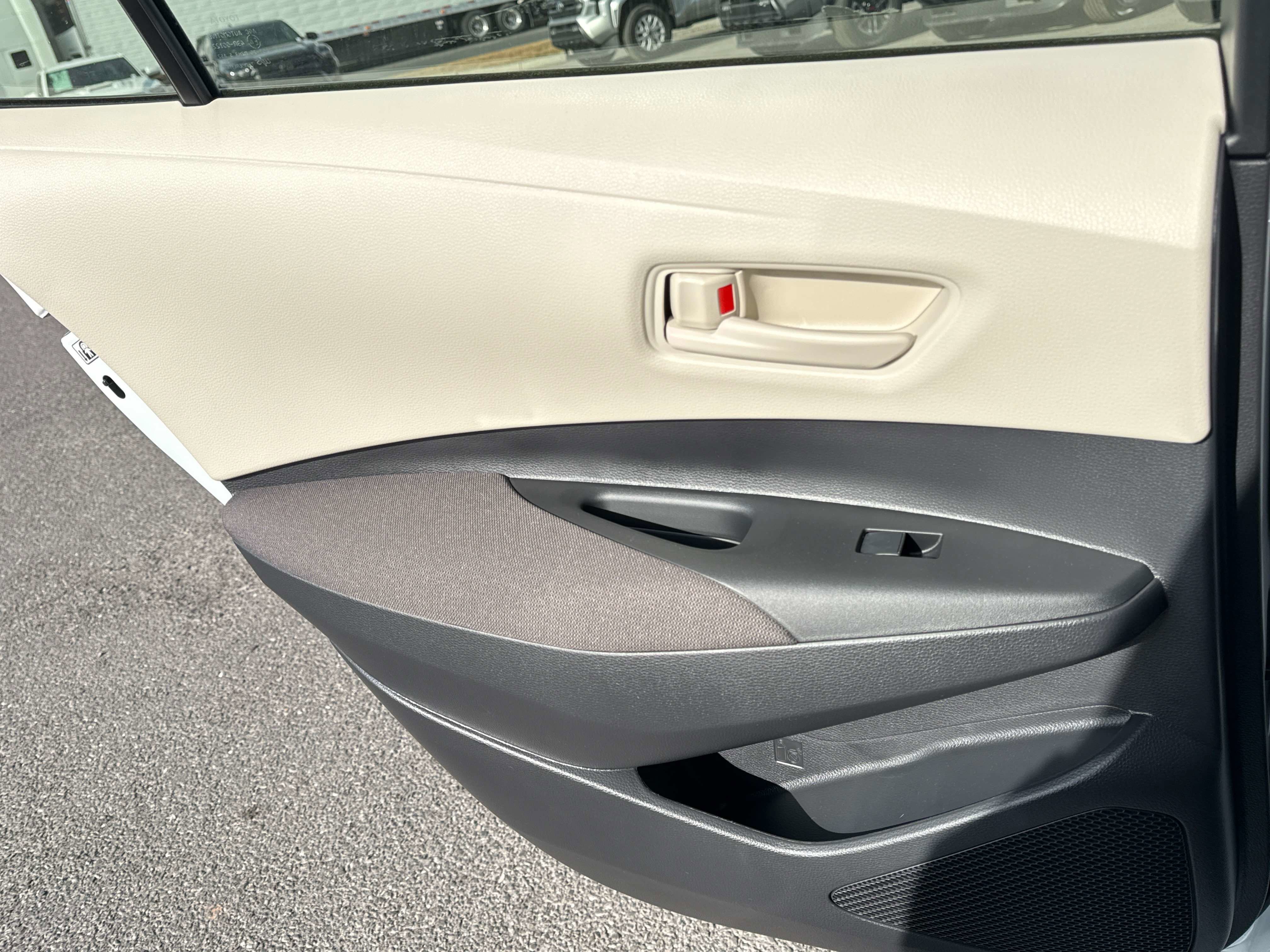 2026 Toyota COROLLA HYBRID Hybrid LE