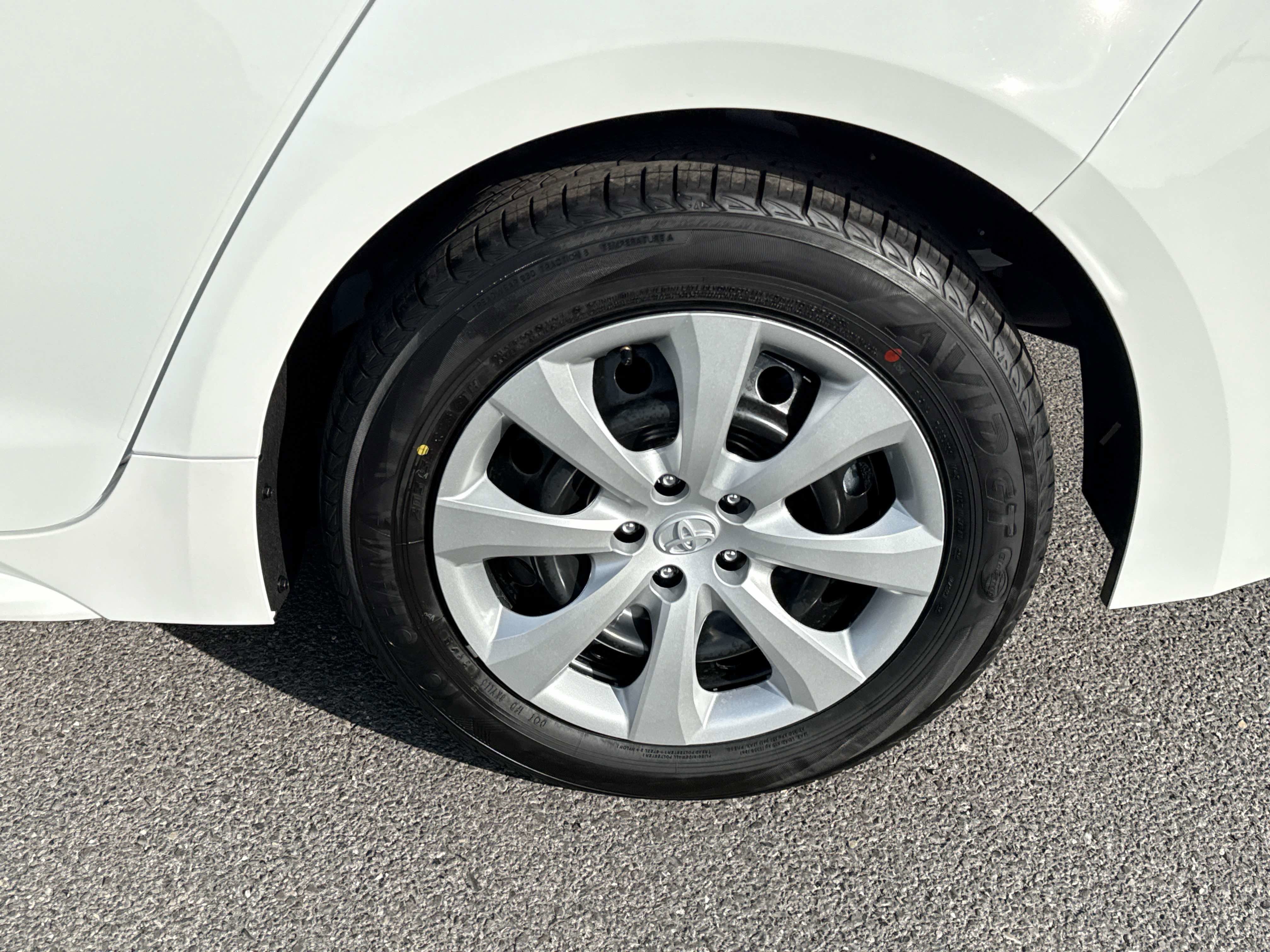 2026 Toyota COROLLA HYBRID Hybrid LE