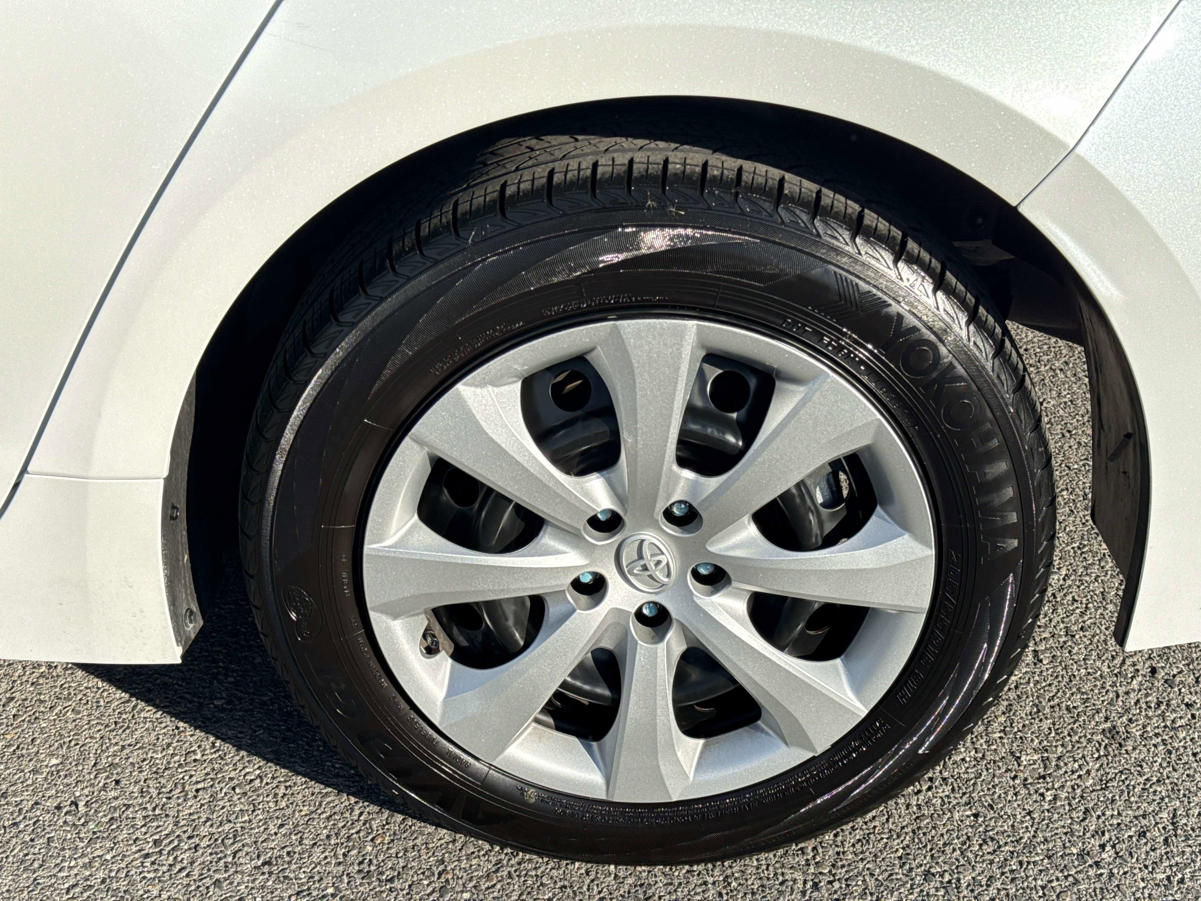 2025 Toyota COROLLA HYBRID Hybrid LE