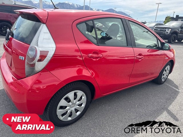 2014 Toyota PRIUS c Two