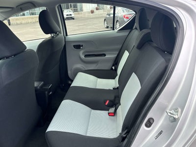 2013 Toyota PRIUS c Two