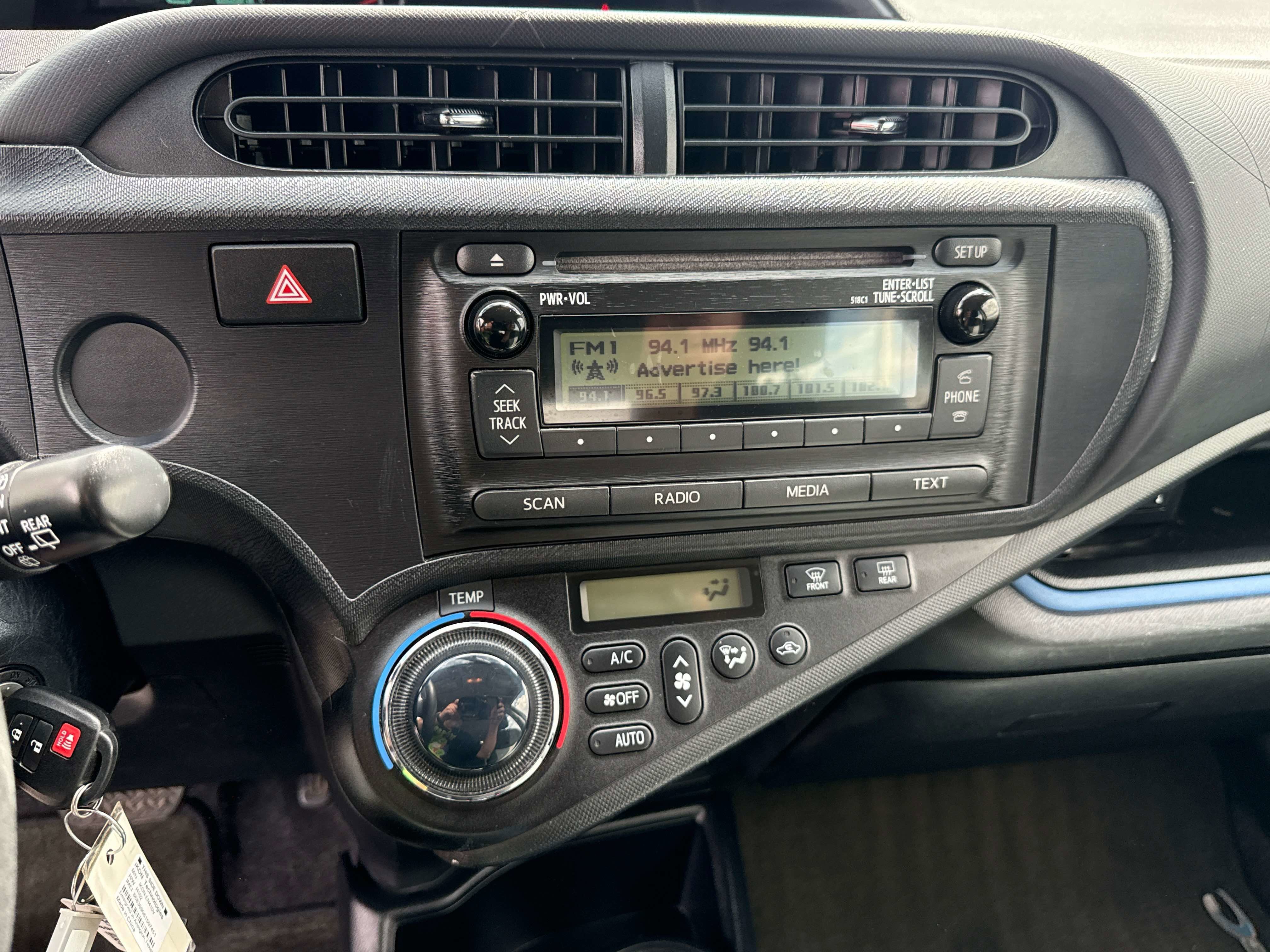 2013 Toyota PRIUS c Two