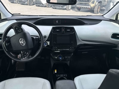 2019 Toyota PRIUS XLE