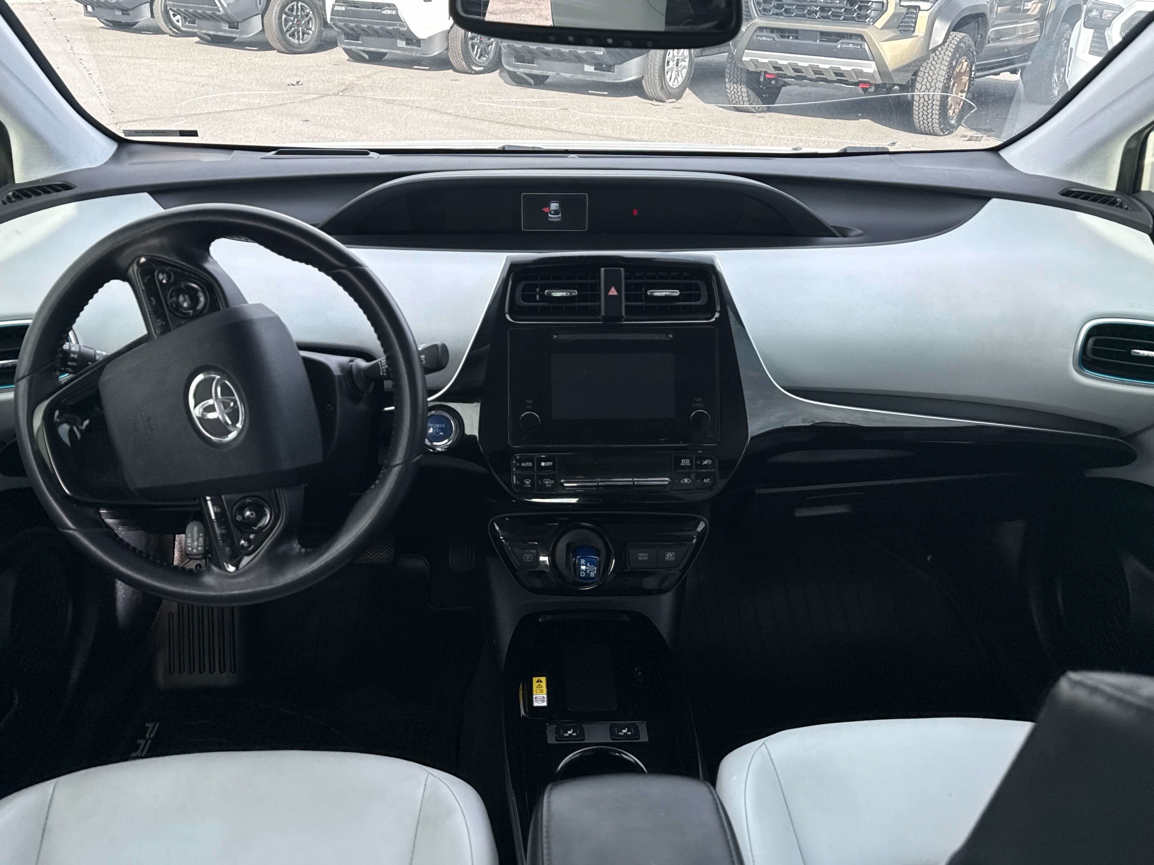 2019 Toyota PRIUS XLE