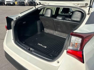 2019 Toyota PRIUS XLE