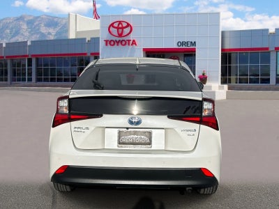 2019 Toyota PRIUS XLE