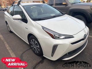 2019 Toyota PRIUS XLE