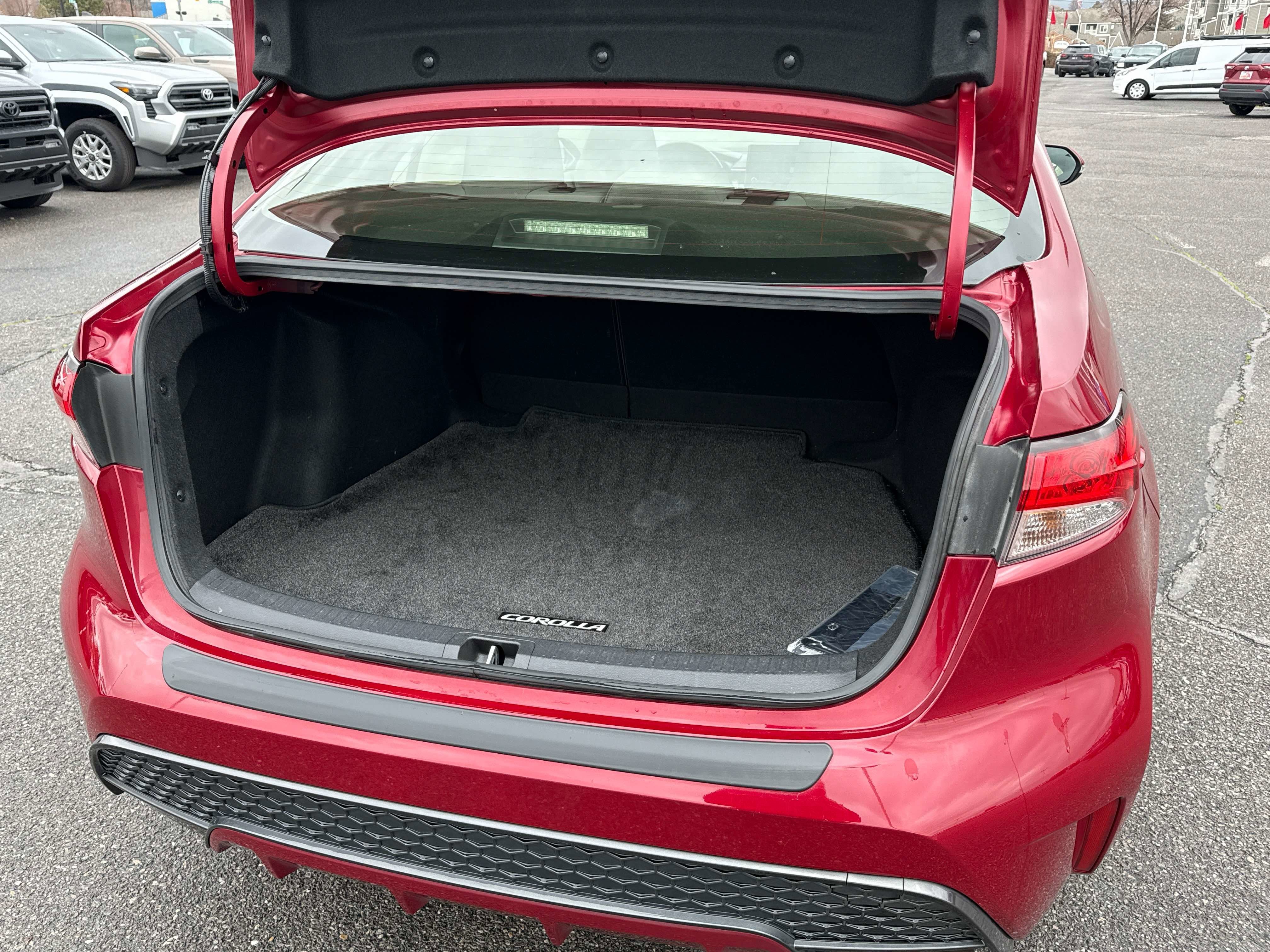 2022 Toyota COROLLA SE