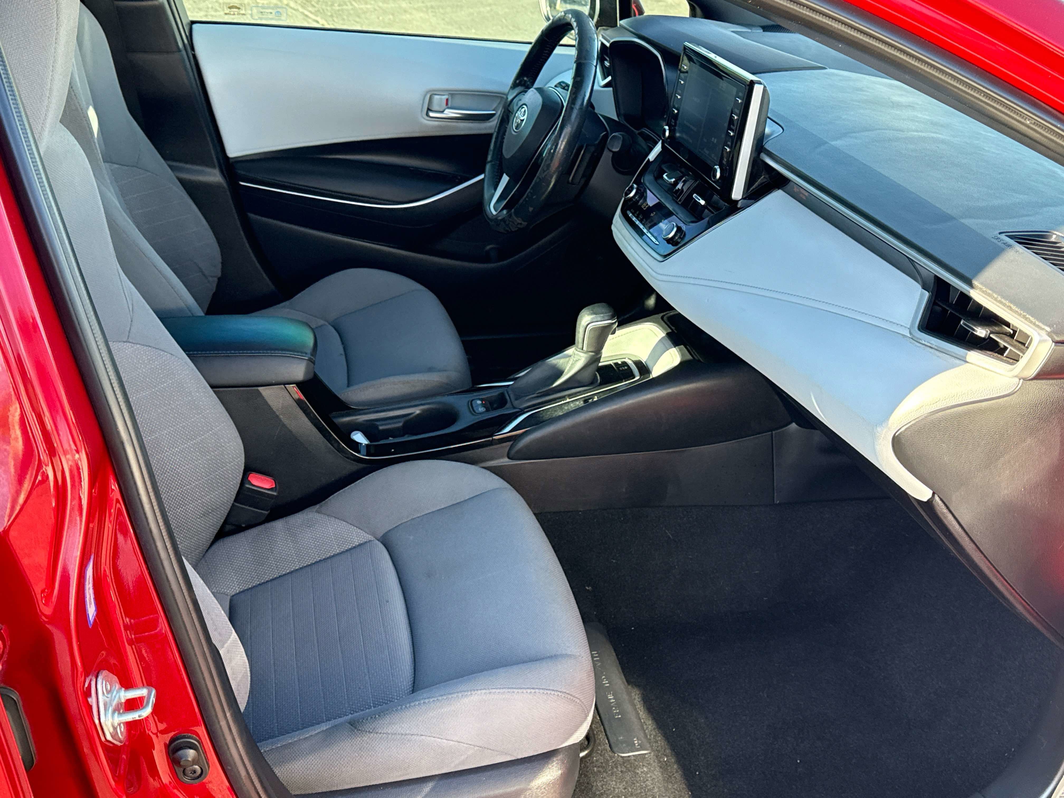 2020 Toyota COROLLA SE