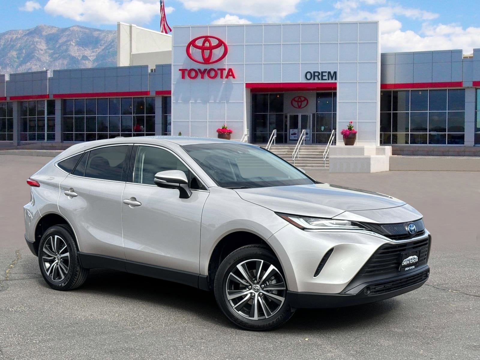 2024 Toyota Venza LE