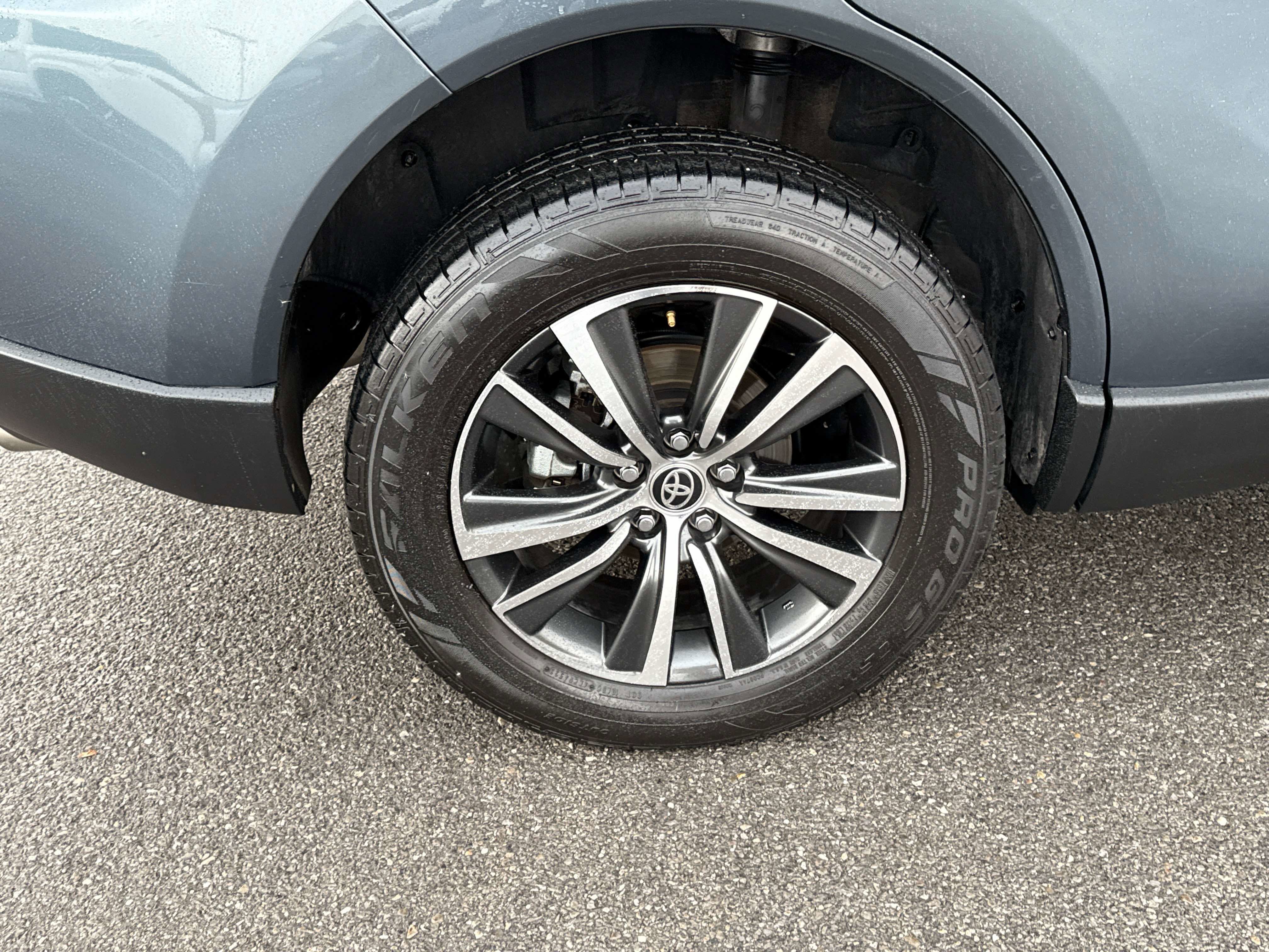 2021 Toyota Venza LE LE