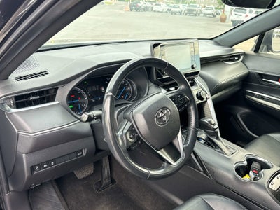 2022 Toyota Venza XLE