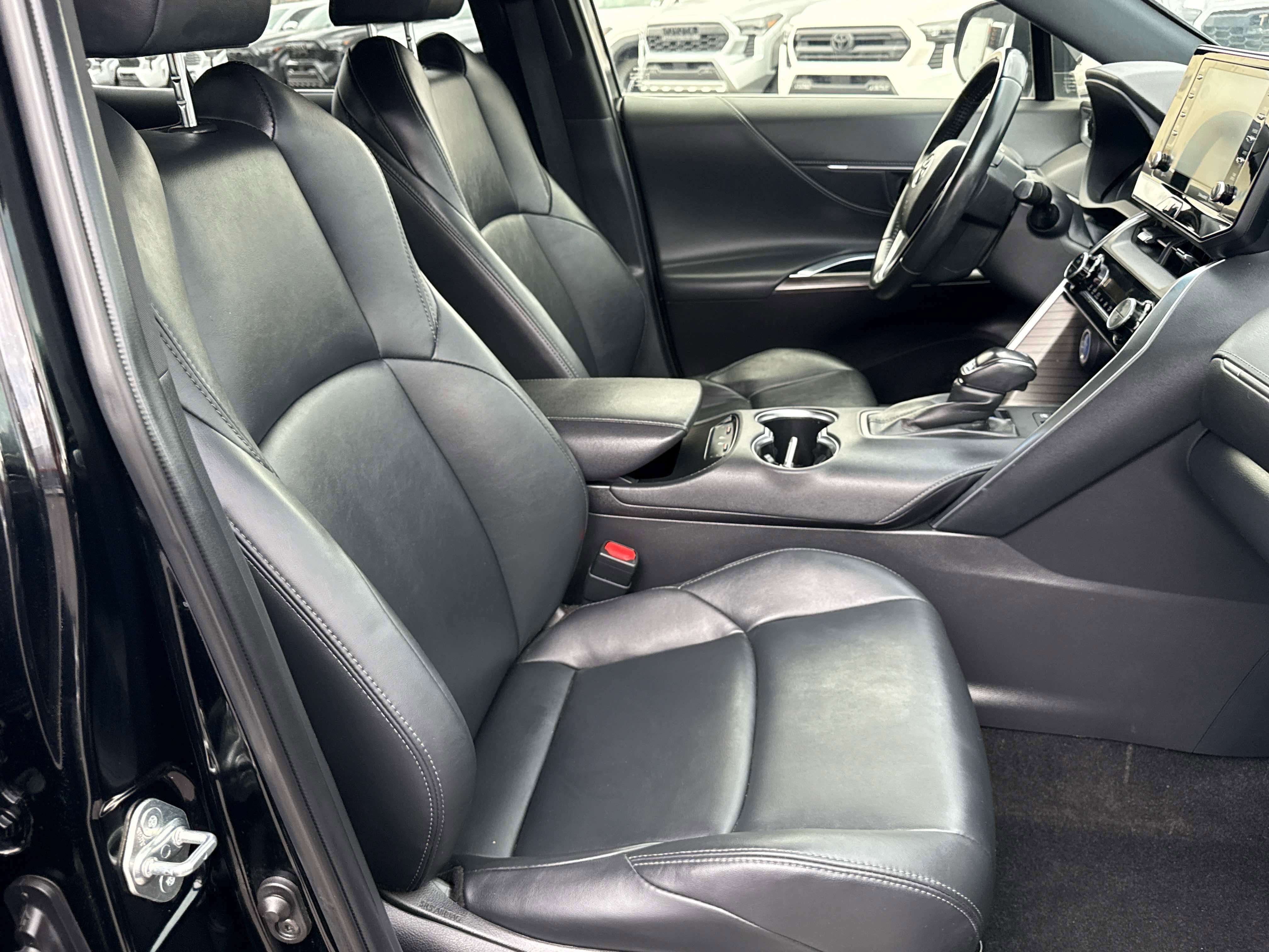 2022 Toyota Venza XLE
