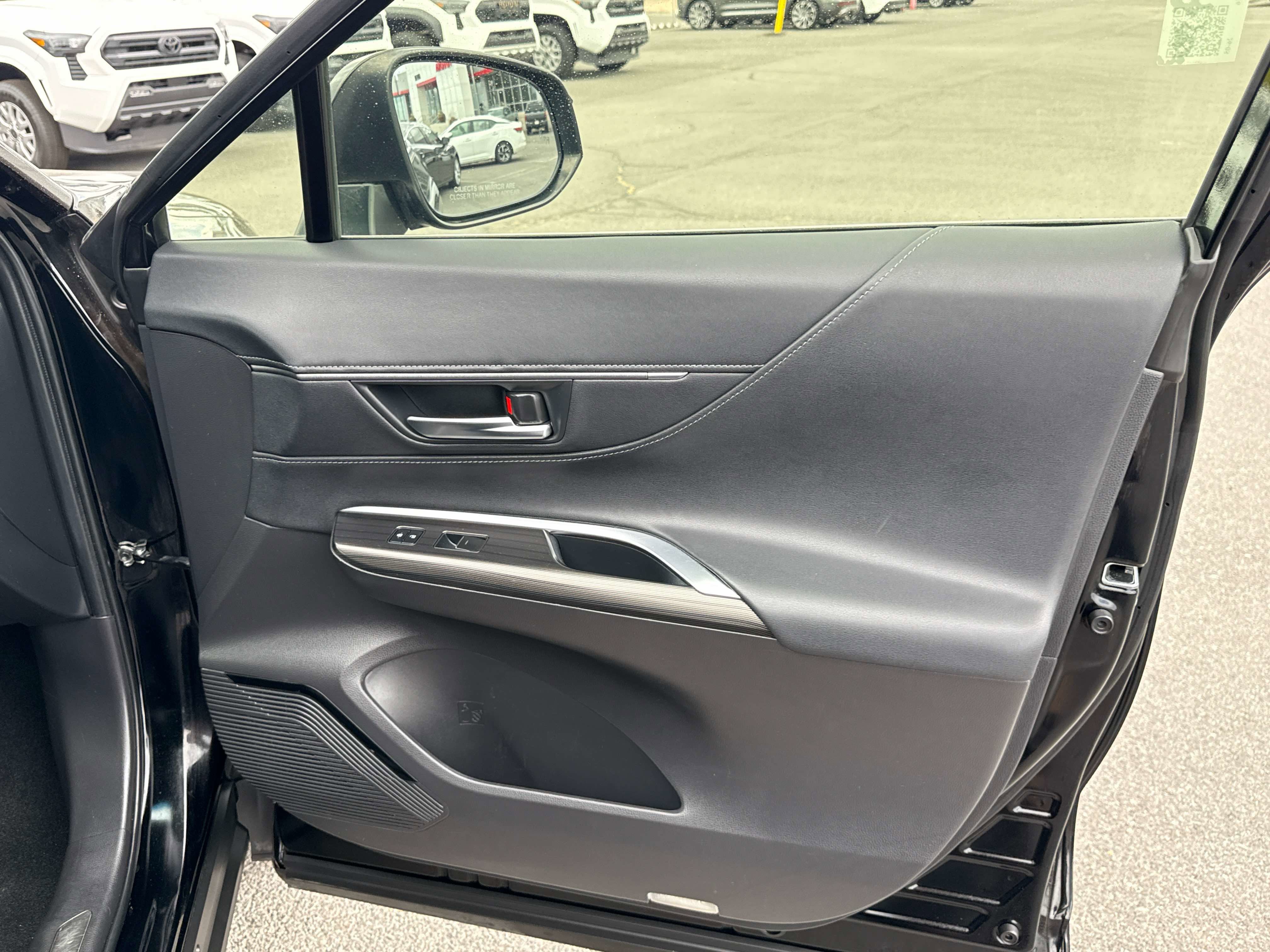 2022 Toyota Venza XLE - Photo 19