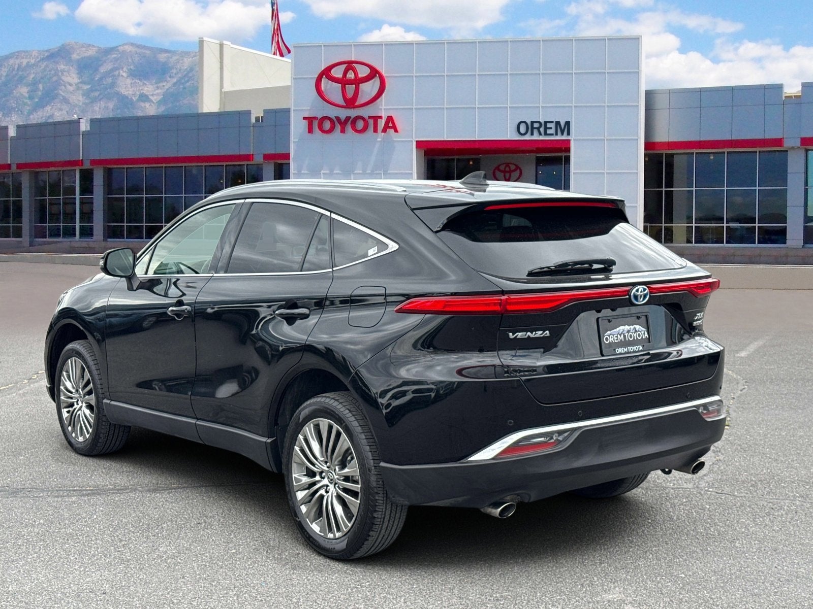 2022 Toyota Venza XLE