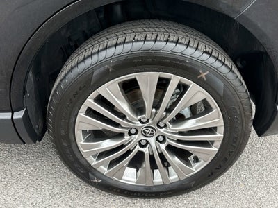 2022 Toyota Venza XLE