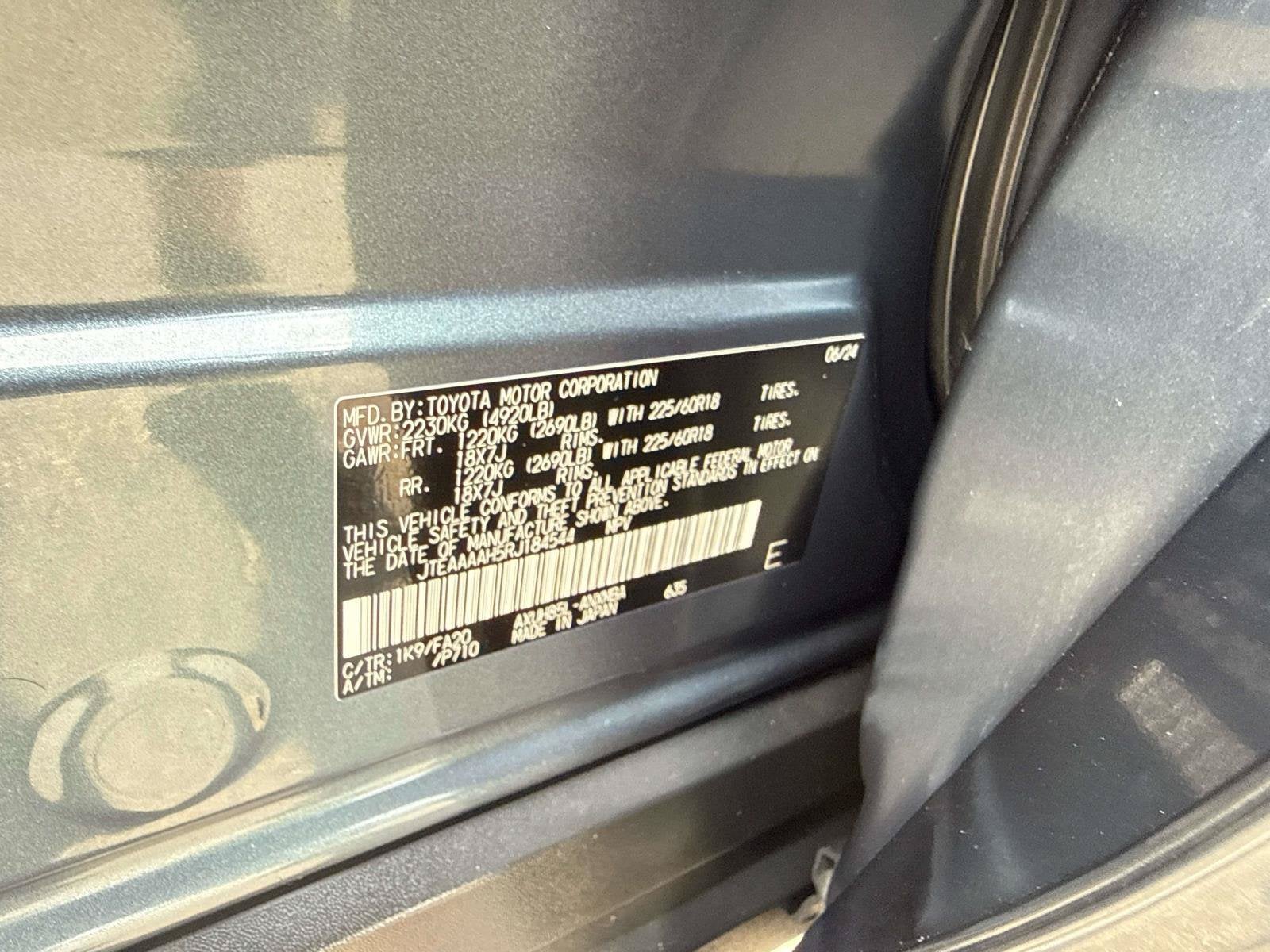 2024 Toyota Venza LE