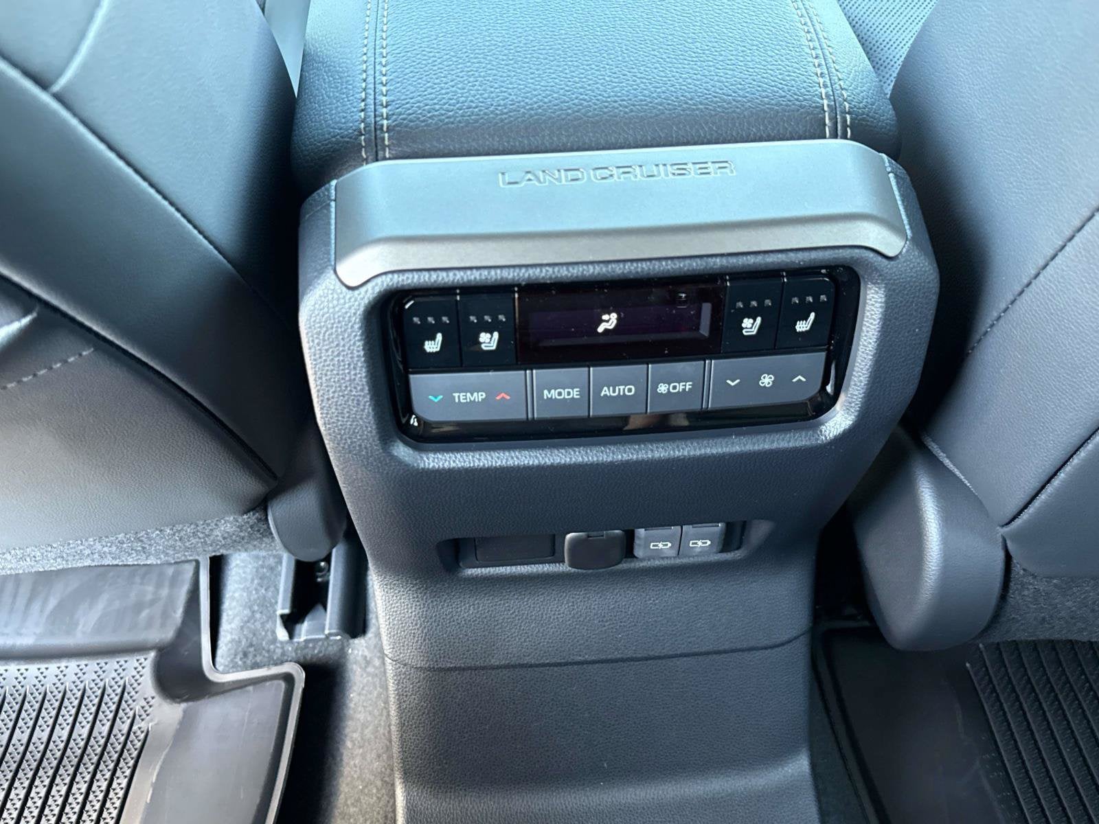 2027 Toyota Land Cruiser Land Cruiser