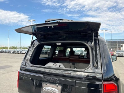 2025 Toyota Land Cruiser 4WD (Natl)