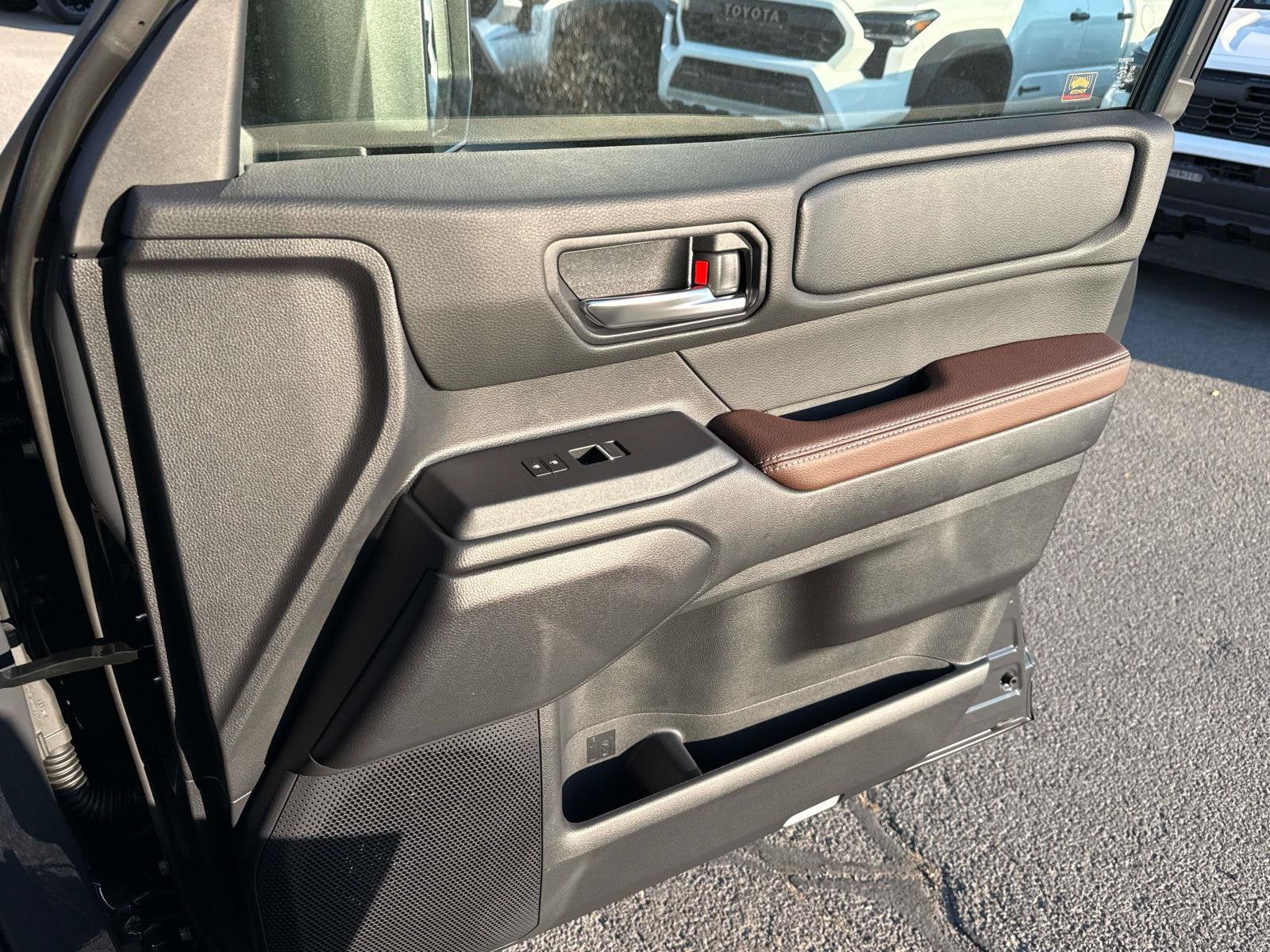 2027 Toyota Land Cruiser 4WD (Natl)