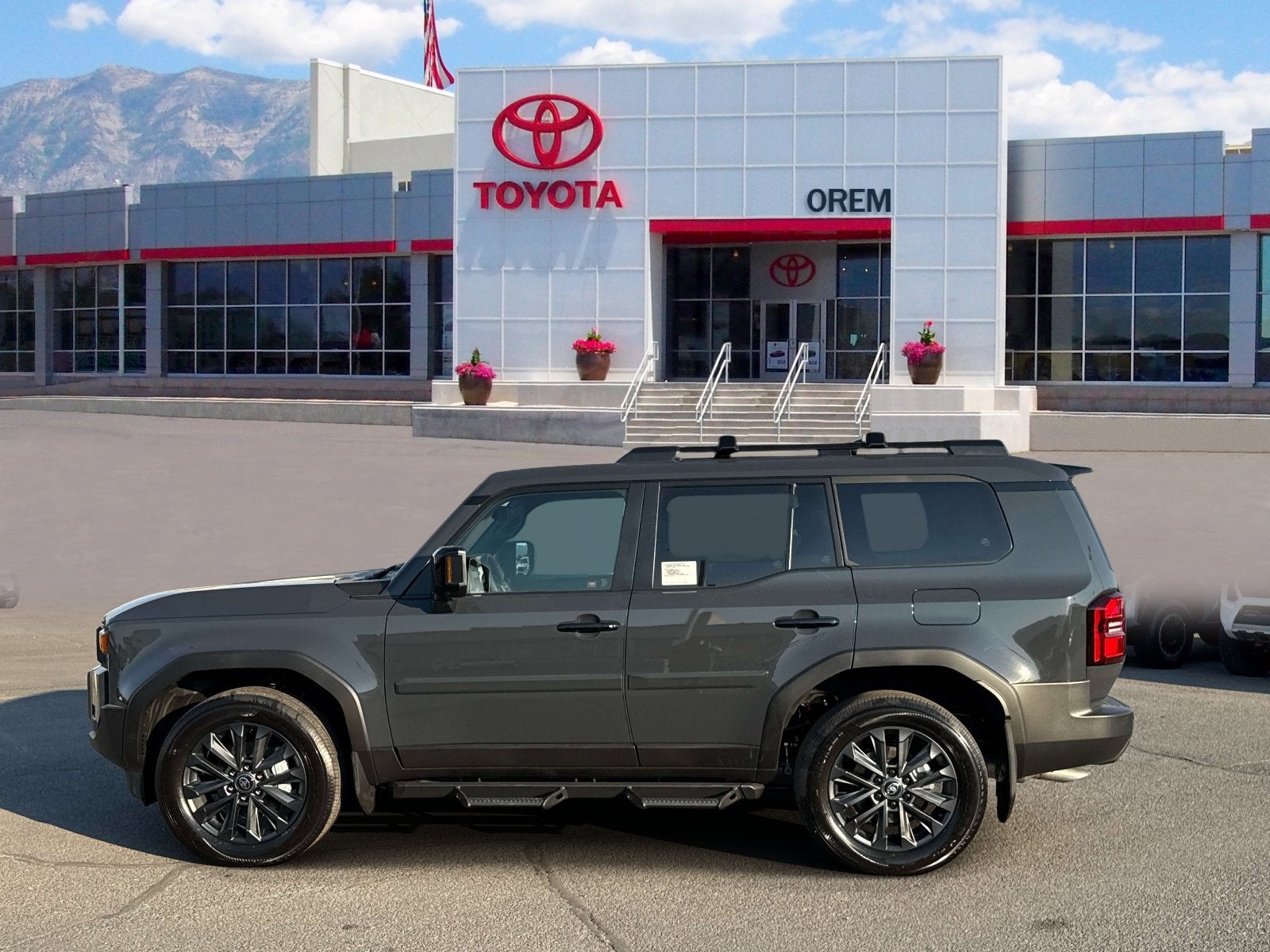 2027 Toyota Land Cruiser 4WD (Natl)